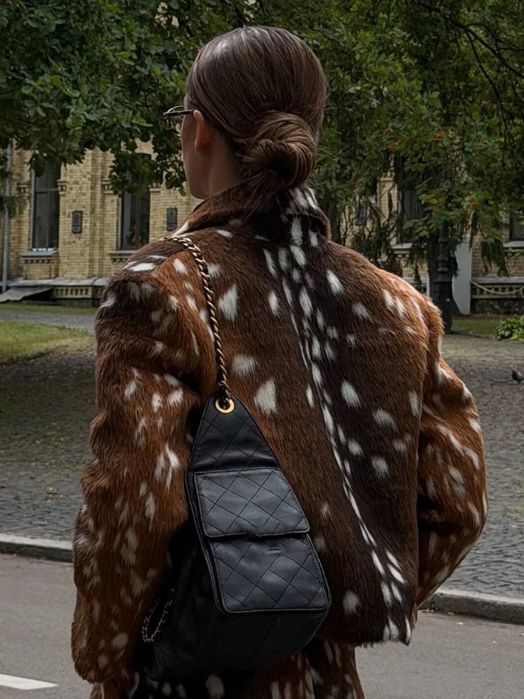 Bambi Kunstfelljacke und Shorts Set