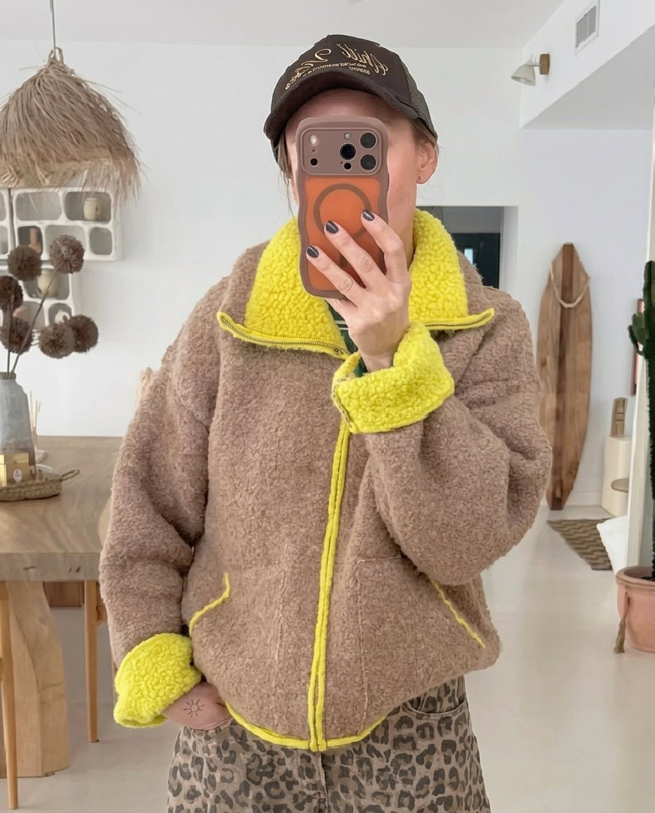 Strickjacke mit Kontrastbesatz und Reißverschluss