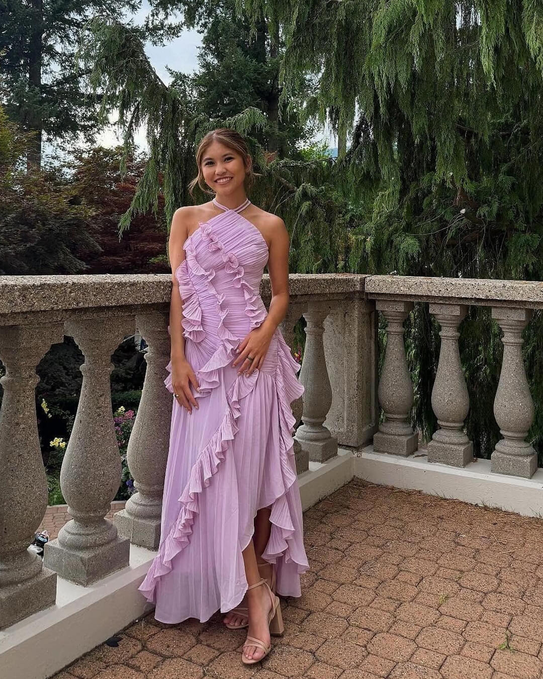 Crissa – Neckholder-Kleid aus Tüll mit Rüschen