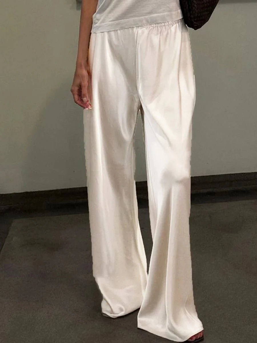 Lily – Weite Satinhose mit elastischem Bund