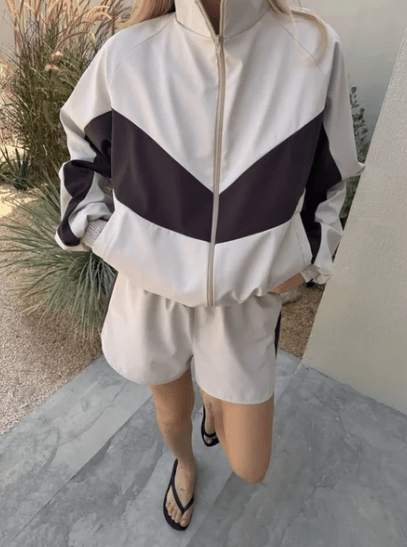 Shorts-Set mit Windjacke und durchgehendem Reissverschluss
