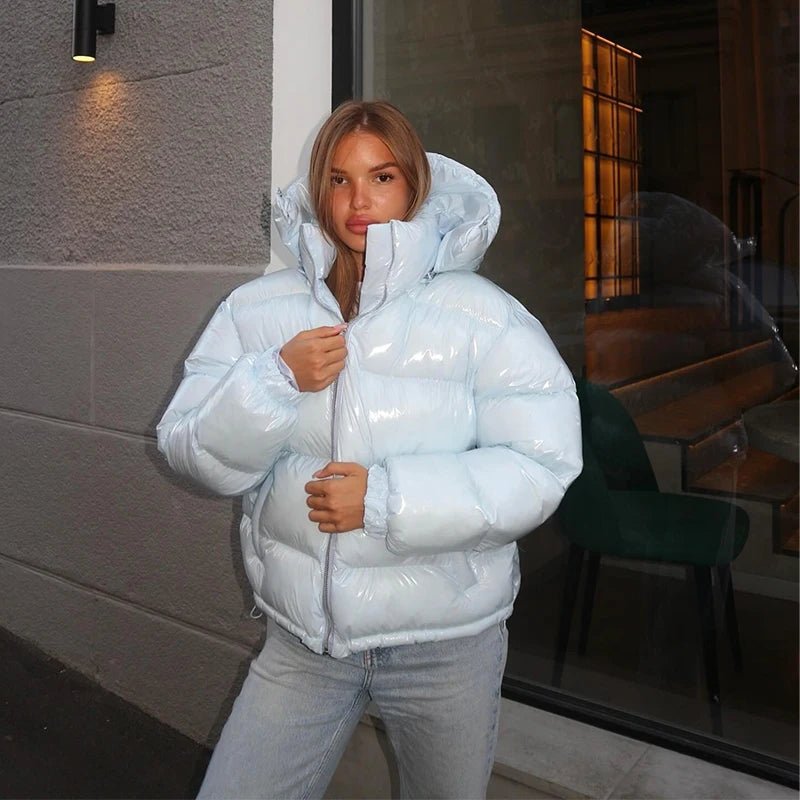 Glänzende Kapuzen-Pufferjacke