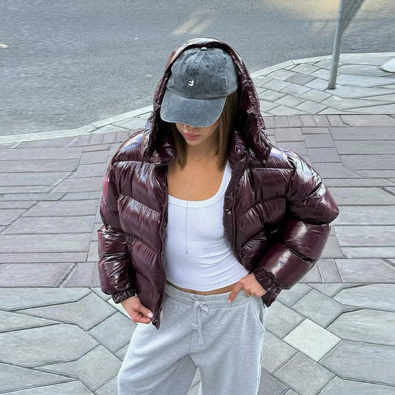 Glänzende Kapuzen-Pufferjacke