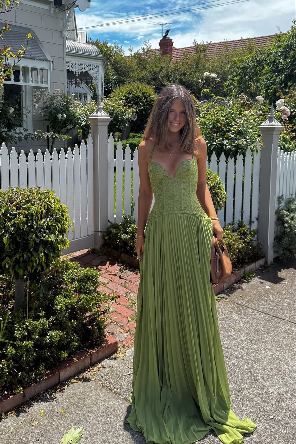 OLANE Halter Neck Pleated Corset Maxi Dress LWomen's Dresses