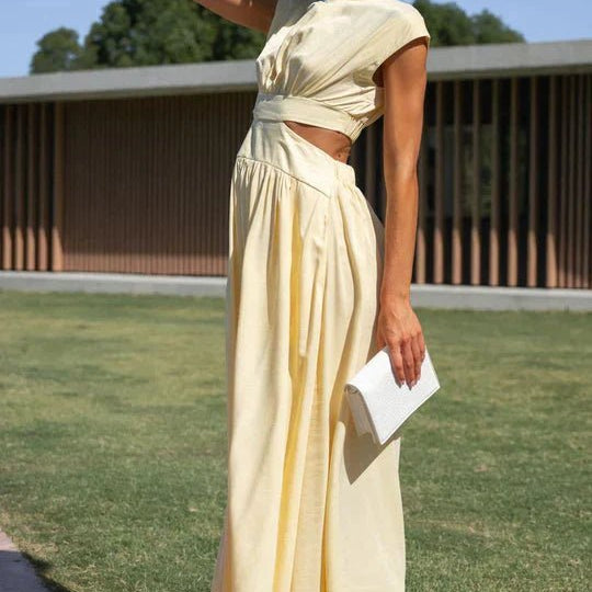 Midikleid mit Stehkragen und Cut-Out