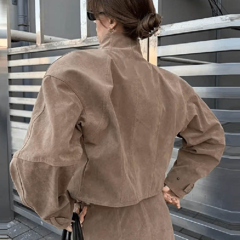 Jacke aus Wildlederimitat mit Stehkragen und Reissverschluss