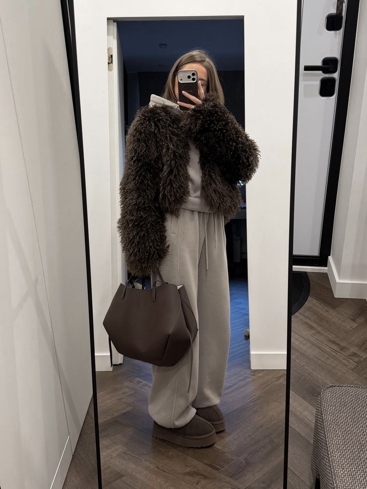 OLANE Lara Faux Fur Coat BrownLWomen's Coats & Jackets