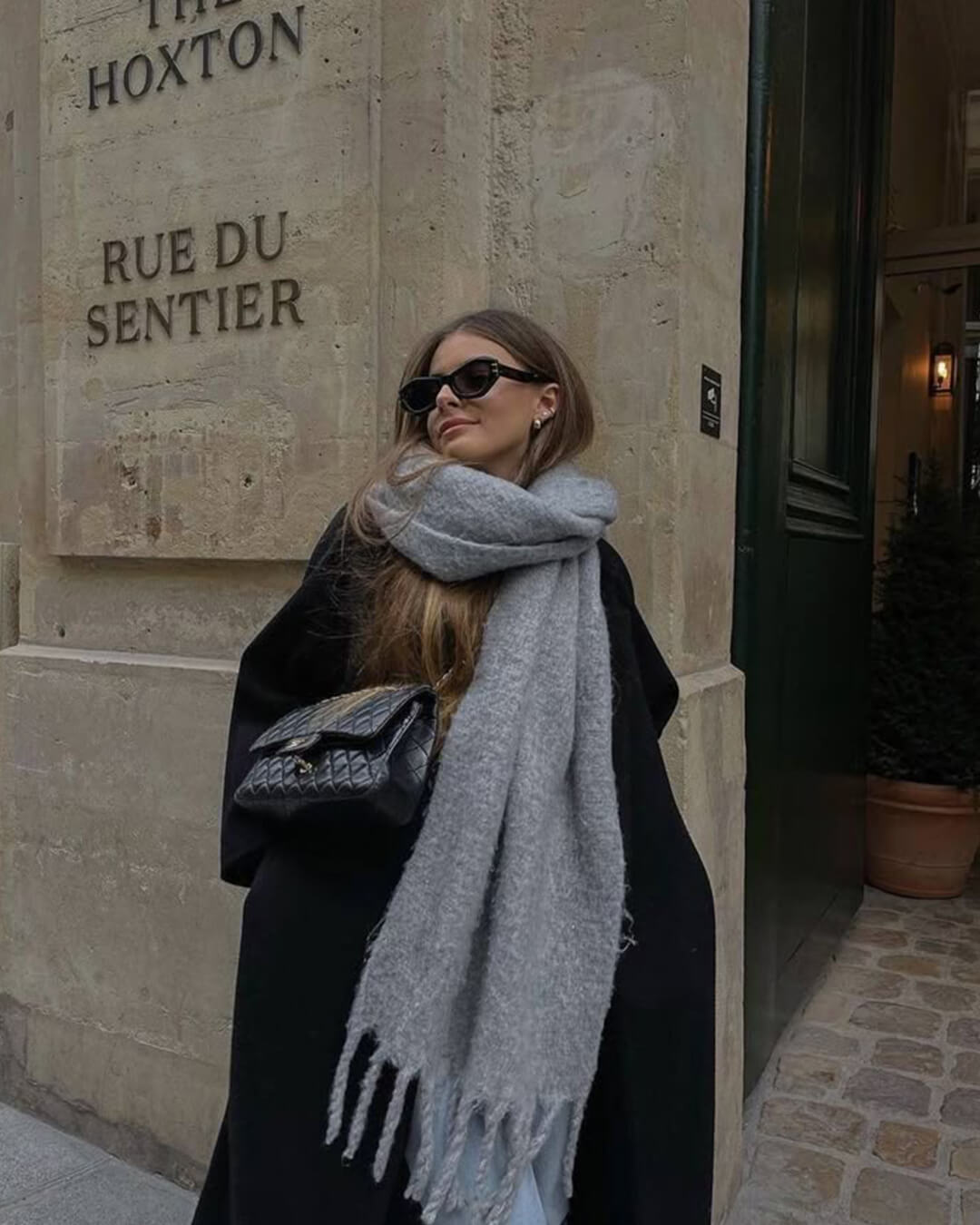 OLANE Lightweight Tasseled Winter Scarf BeigeAccessories