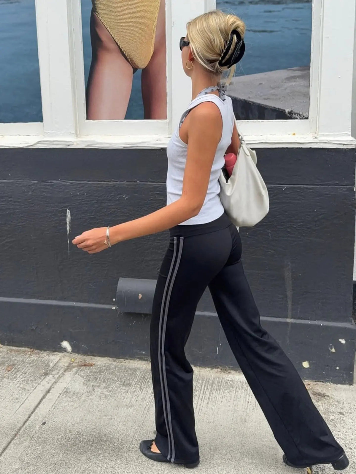 Ausgestellte Yogahose mit tiefem Bund