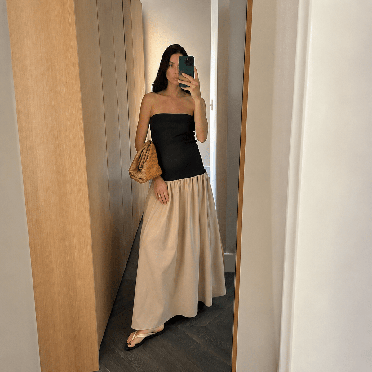 Maria – Color-Blocked Trägerloses Maxi-Kleid