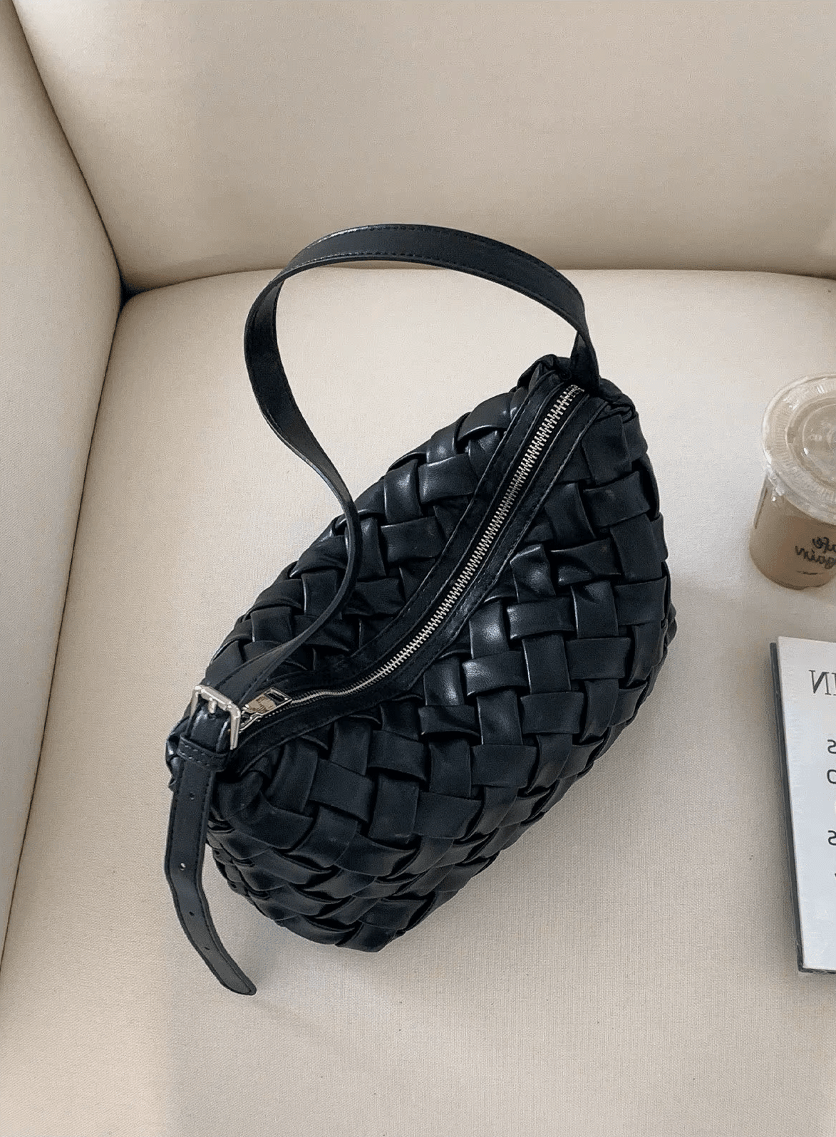Minimalistische Hobo-Schultertasche