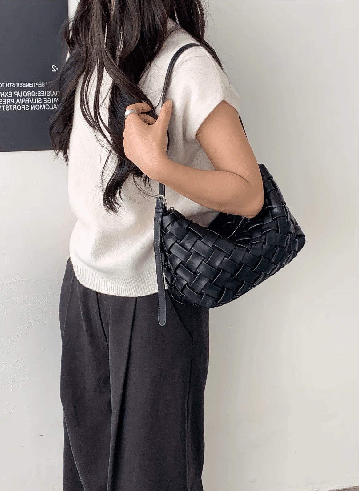 Minimalistische Hobo-Schultertasche