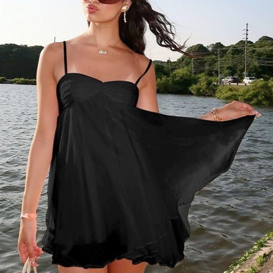 Agathe – Schulterfreies Chiffon-Minikleid