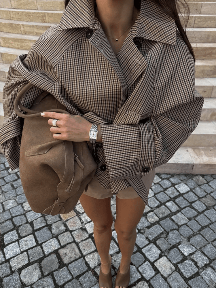 Karierter Trenchcoat mit hohem Kragen