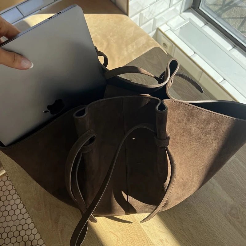 Geräumige Schultertasche