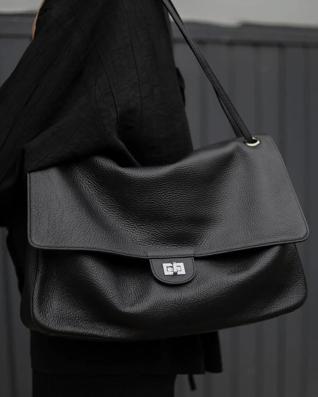 Stilvolle Tote Bag für den Arbeitsweg