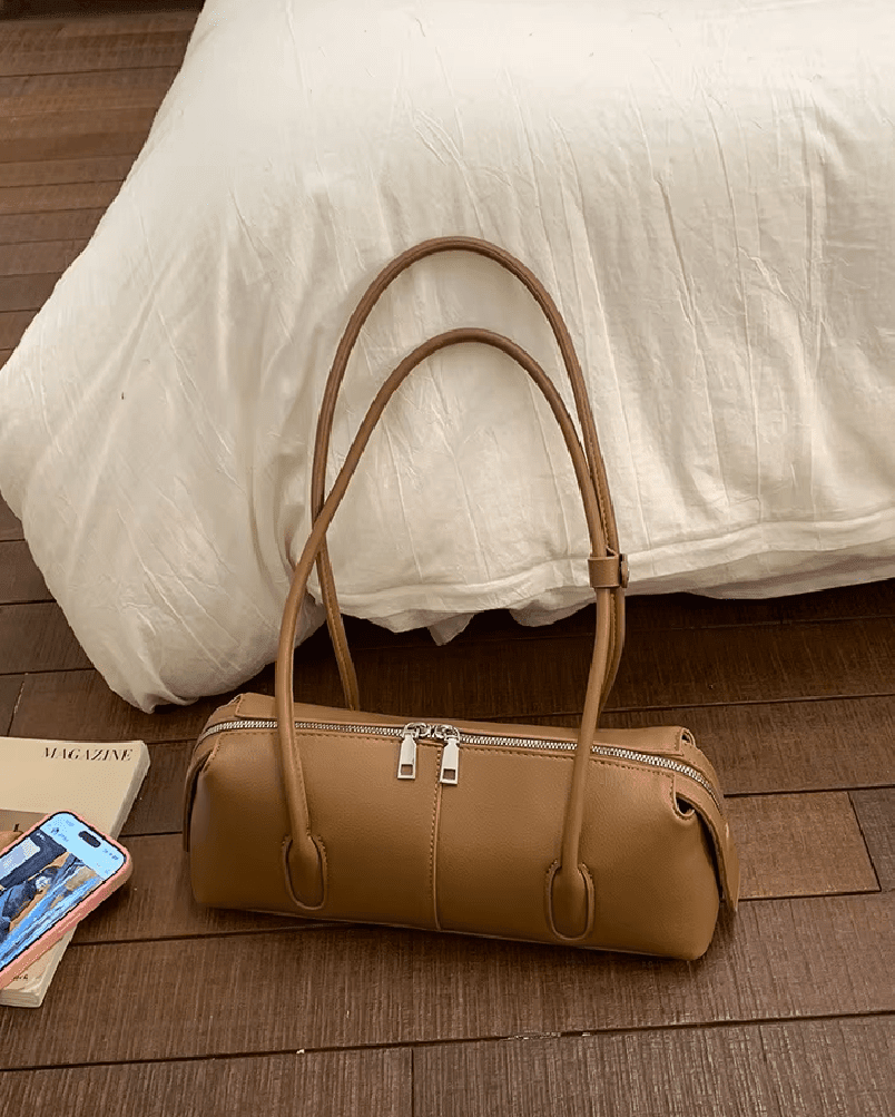Zylindrische Kunstleder-Schultertasche im Vintage-Stil