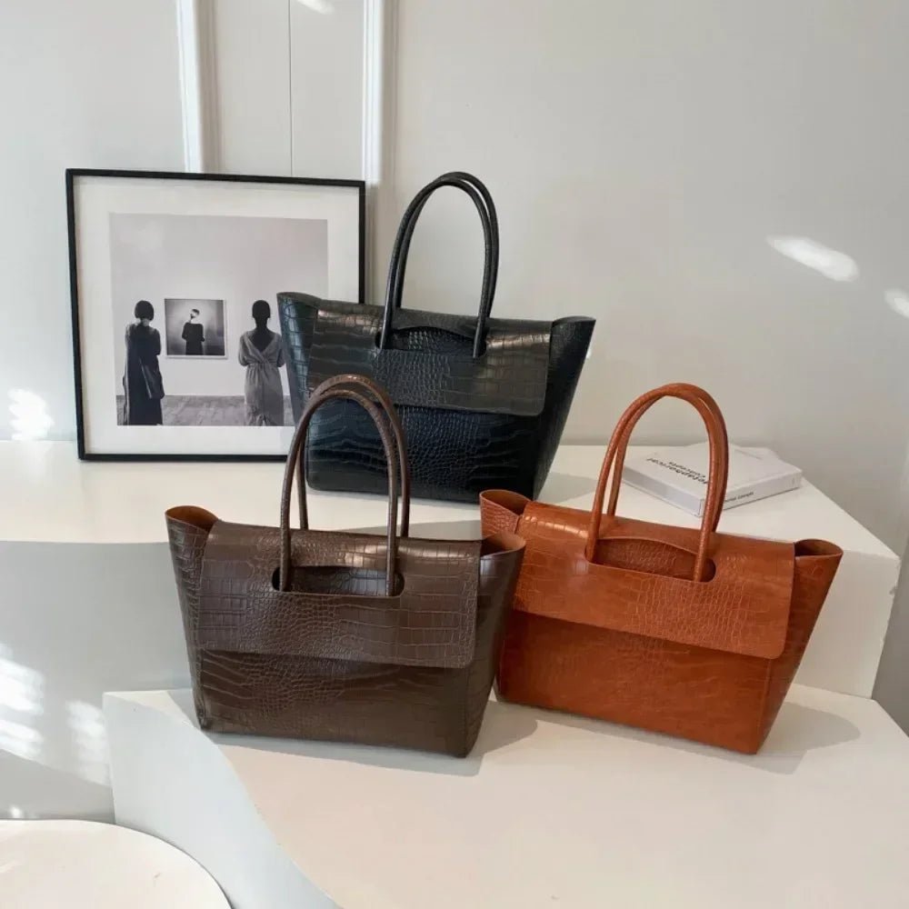 Geprägte Kunstleder-Tote im Vintage-Stil