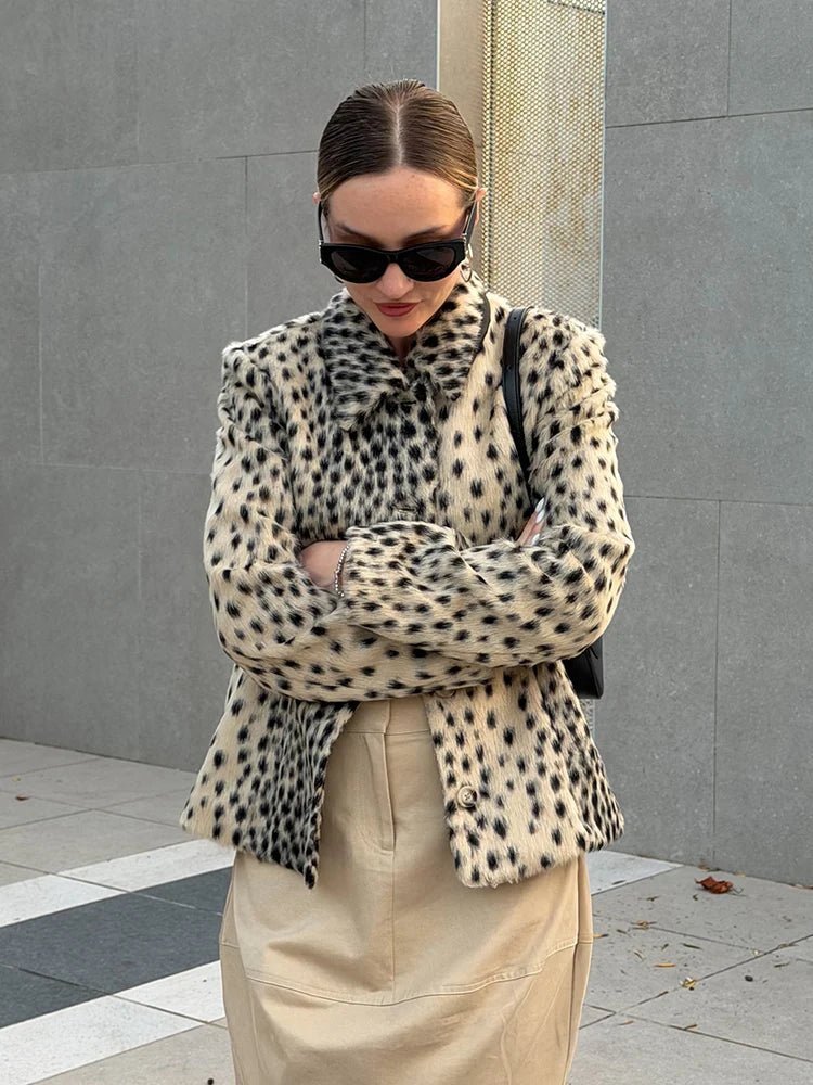 Cappotto in Pelliccia Sintetica con Stampa Leopardo e Revers
