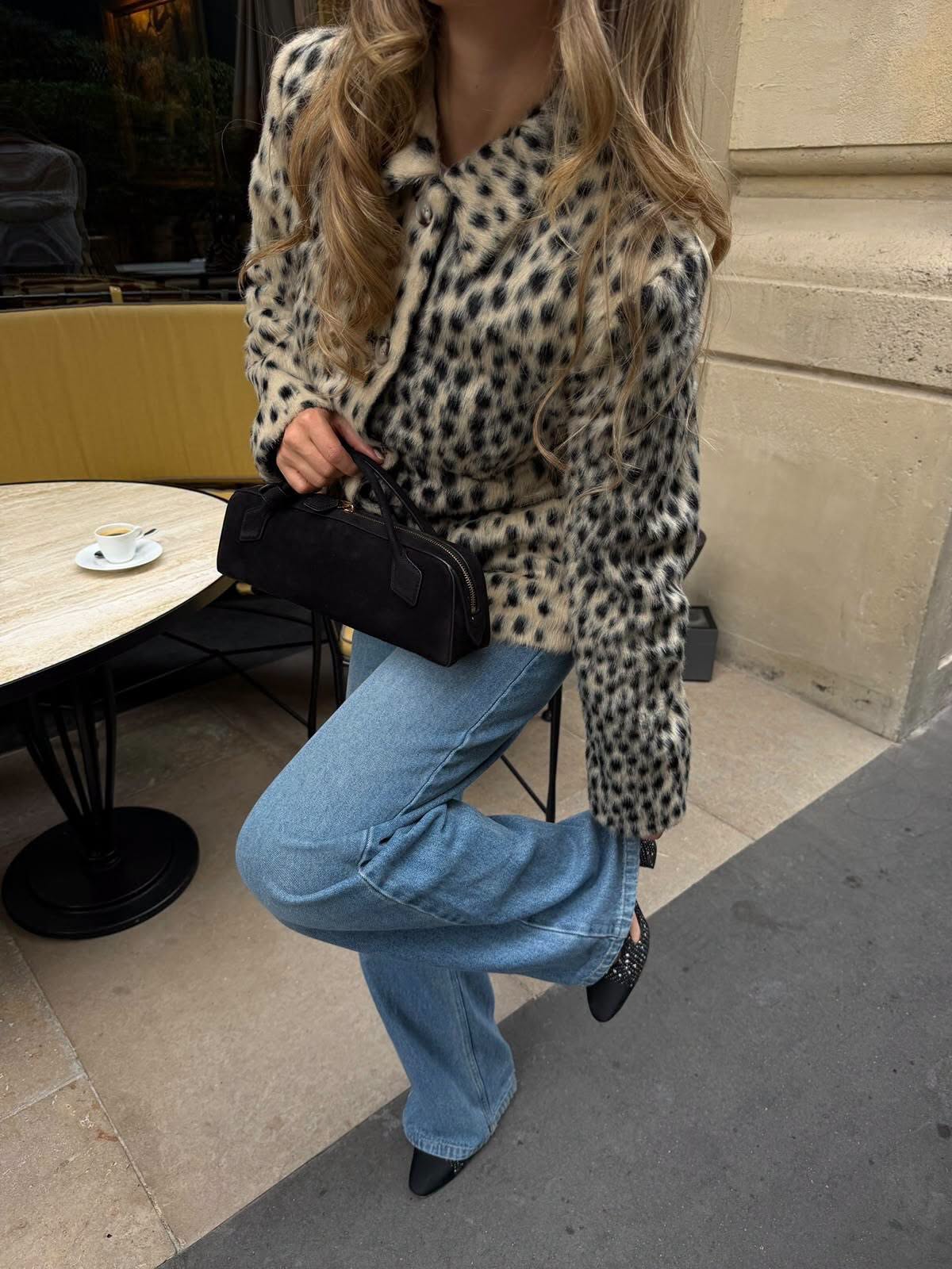 Cappotto in Pelliccia Sintetica con Stampa Leopardo e Revers