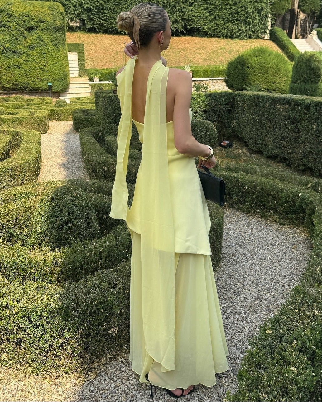 Adela – Asymmetrisches Transparentes Maxi-Kleid mit Schal