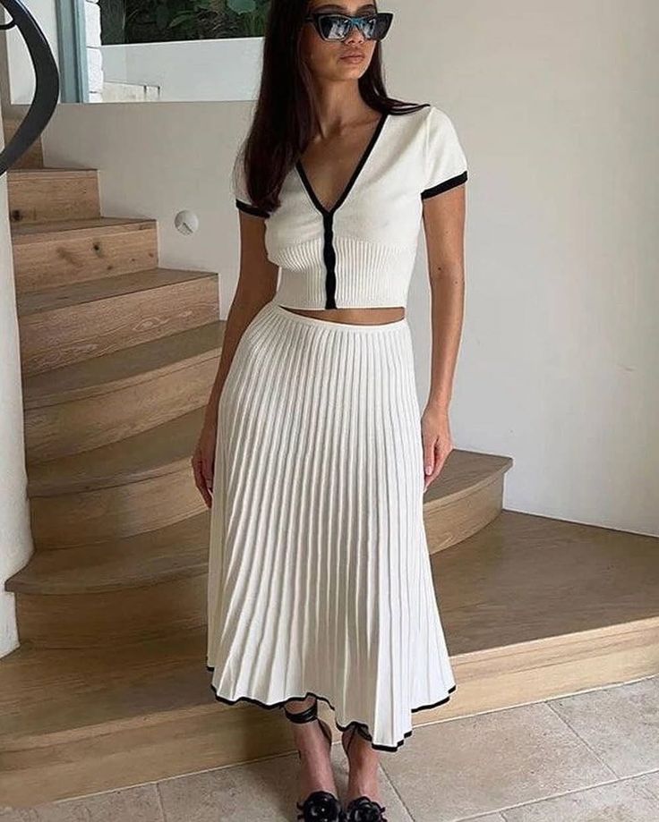OLANE Short Sleeves & Skirt Two-Piece Set SWomen's Sets