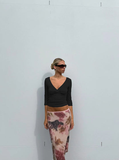 OLANE Slim - Fit Deep V Midi Sleeve Tee BlackMWomen's Tops