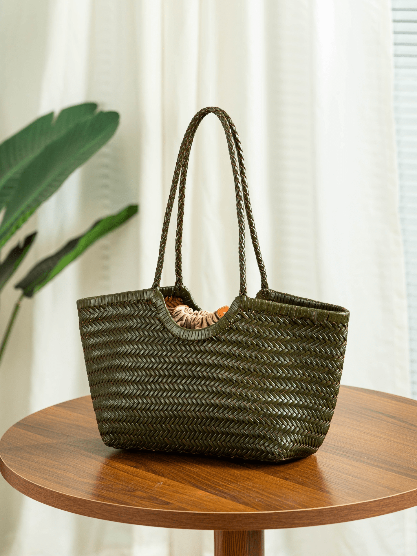 Geräumige gewebte Tote-Bag