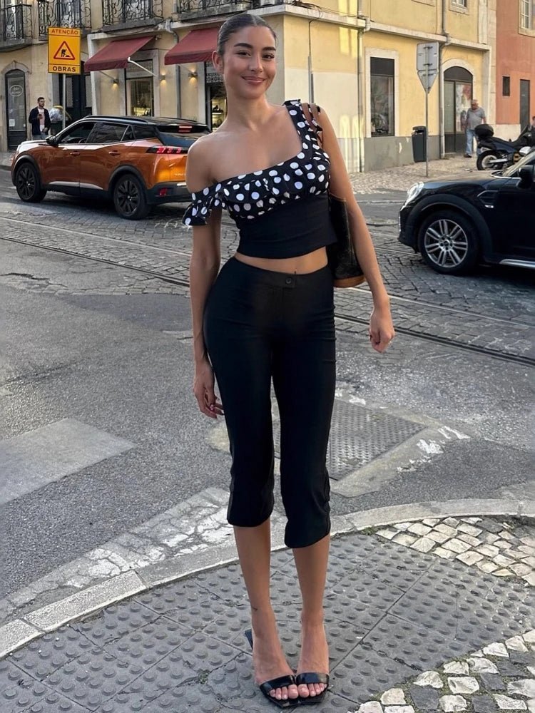 OLANE Zofia Black Capri Pants SPants