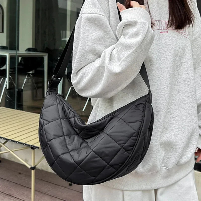 Sac banane bandoulière demi-lune