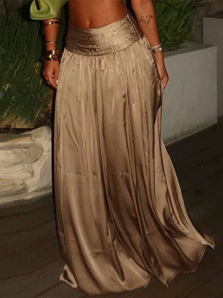 Top corto scollato allacciato Halter &amp; Gonna